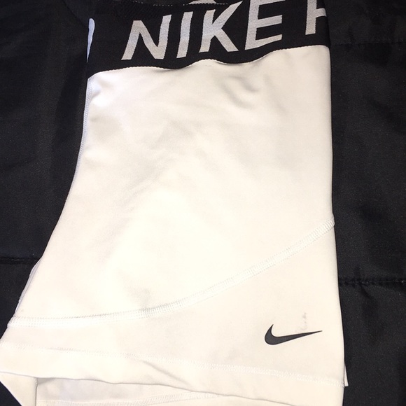 Spandex - Picture 2 of 2